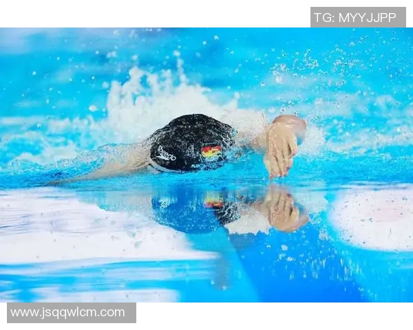 世界游泳纪录保持者的传奇之路与突破性成就解析